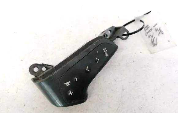 Steering wheel buttons/switches