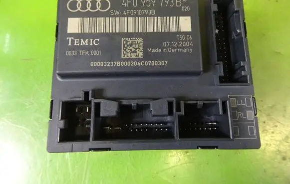Audi A6 S6 C6 4F Door control unit/module 4F0959793B