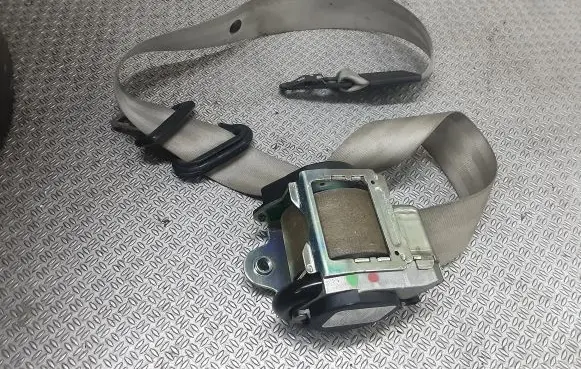Audi A6 S6 C6 4F Front seatbelt 4F0857706