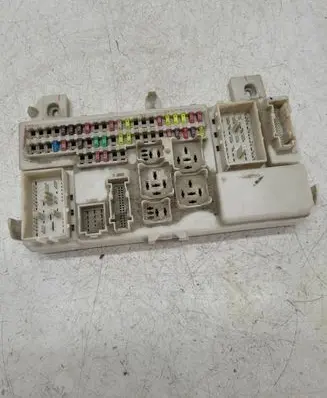 Mazda 3 I Fuse module BP8F66730H