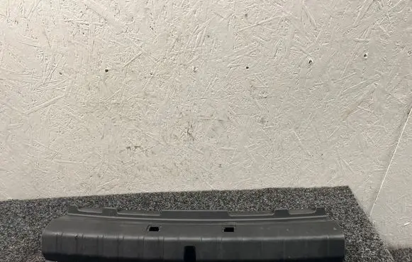 BMW i4 Trunk/boot sill cover protection 7951240