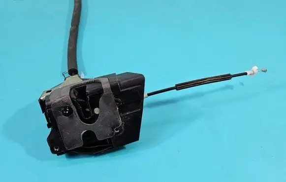 Jaguar XE Front door lock HX73-203A28-JA IMPRK1452755