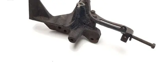 Nissan Sunny Engine mounting bracket DD0938