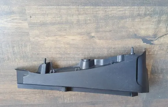 Skoda Octavia Mk2 (1Z) Seat belt trim 1Z5867761C