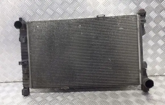 Mercedes-Benz C W203 Radiator set A2035001103
