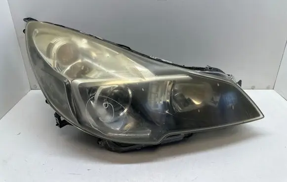 Subaru Legacy Headlight/headlamp 