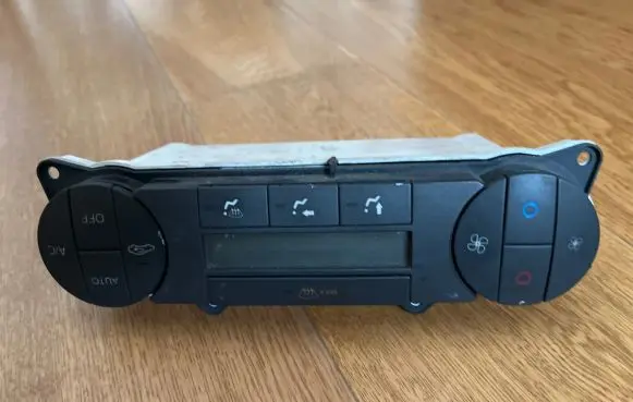 Ford Mondeo Mk III Climate control unit 3S7T18C612AJ WPNA20831 CD132EATC
