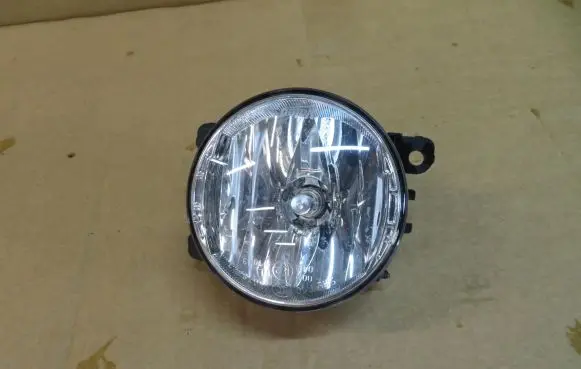 Opel Vivaro Front fog light 261500097R
