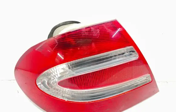 Mercedes-Benz CLK A209 C209 Rear/tail lights A2098200164