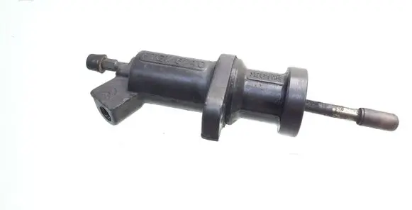 BMW 3 E46 Clutch slave cylinder 6740