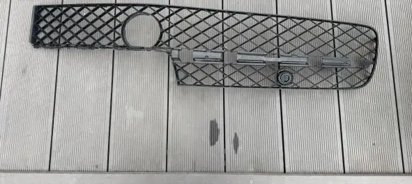 Bentley Flying Spur Front bumper lower grill 4W0807682F 4W0807682G