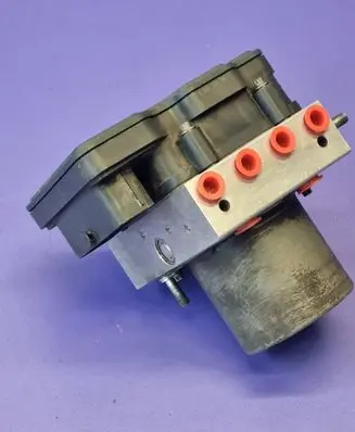 Mercedes-Benz Vito Viano W639 ABS Pump 0265243795