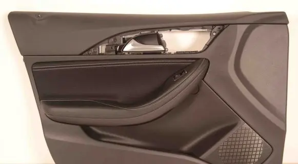 Infiniti Q30 Front door card panel trim 809A15DB0A