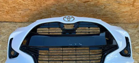 Toyota Yaris Front bumper