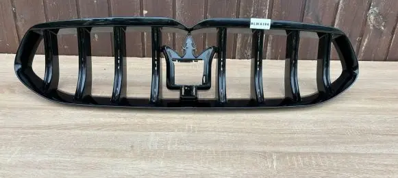 Maserati Grecale Front grill 670167295