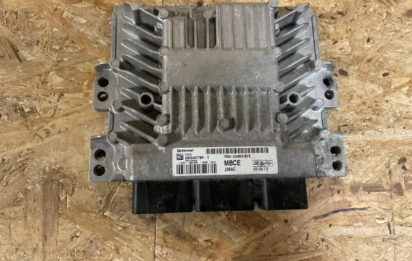 Ford Focus Engine control unit/module 7M5112A650BCE J38AC