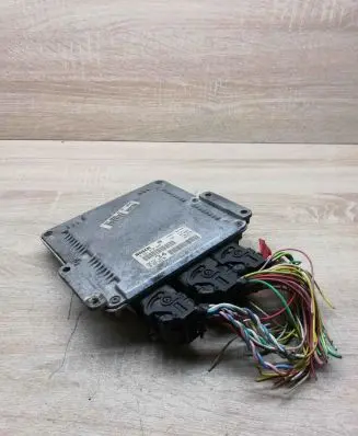 Peugeot 607 Engine control unit/module ECU 9645534380 0281010880