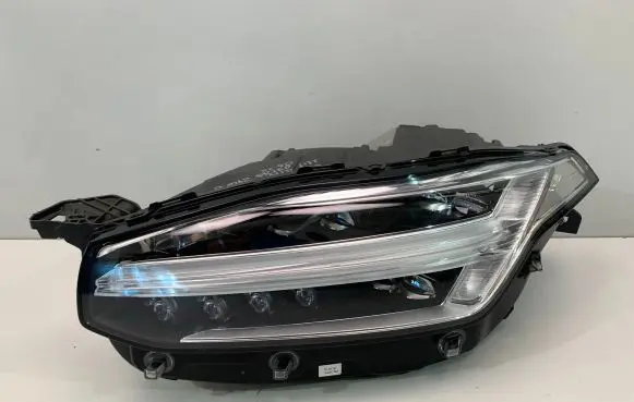 Volvo XC90 Headlight/headlamp