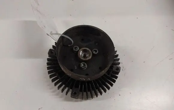 Volkswagen PASSAT B5.5 Viscous fan clutch 06B119145