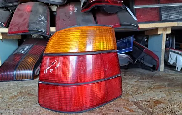 BMW 5 E39 Rear/tail lights 83515570L 83515570 337446310