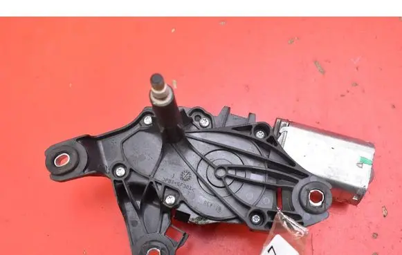 Ford Escape III Rear window wiper motor 