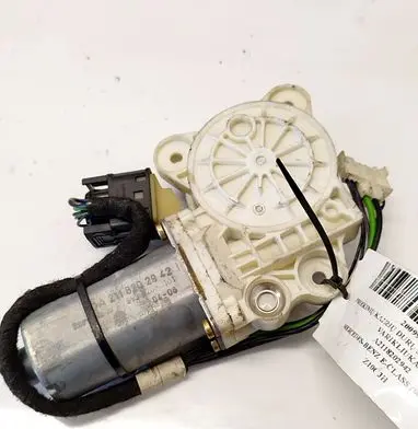 Mercedes-Benz E W211 Front door window regulator motor A2118202942