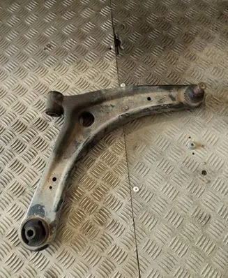 Mitsubishi Outlander Front lower control arm/wishbone