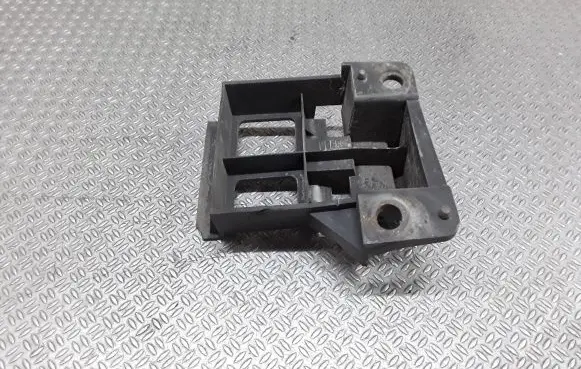 Mercedes-Benz Sprinter W906 Front bumper mounting bracket A9068850163