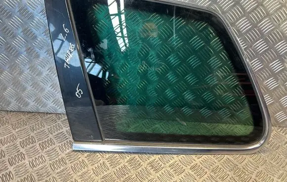 Volkswagen Touareg I Rear side window DOT32M19AS3 E000190 43R00069