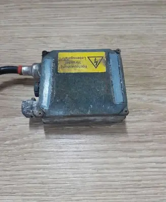 Opel Omega B2 Headlight ballast module Xenon