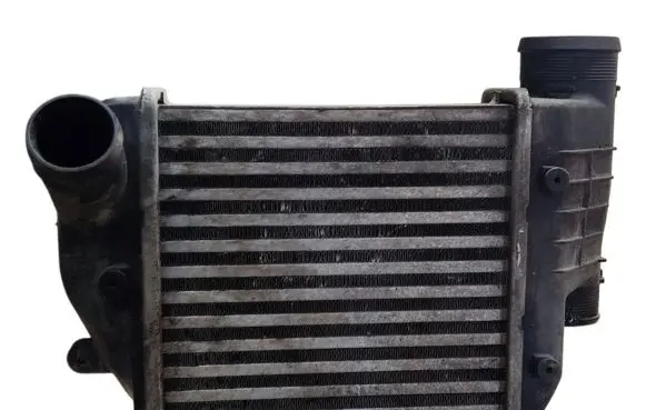 Audi A6 S6 C6 4F Intercooler radiator 4F0145805E 0281002399 038906051B