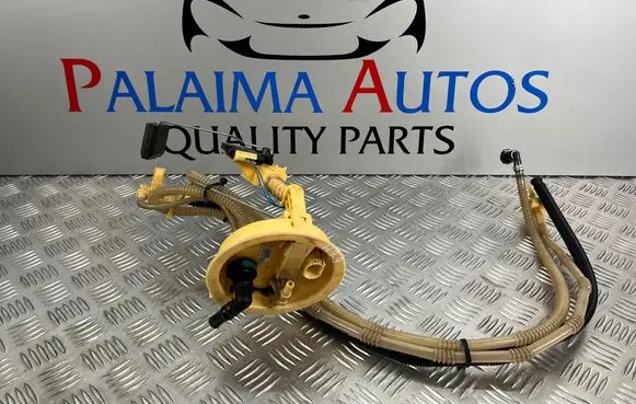 BMW 3 E90 E91 Fuel level sensor 7190944