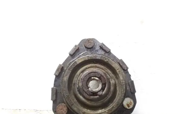 Toyota Avensis T220 Coil spring mount 585066
