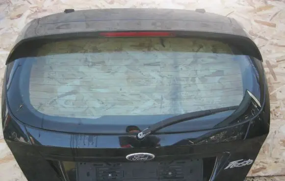 Ford Fiesta Tailgate/trunk/boot lid