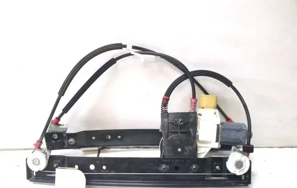 Ford S-MAX Rear window lifting mechanism without motor