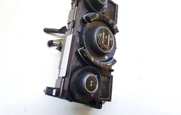 Peugeot 3008 I Climate control unit 96837481xt n6009001