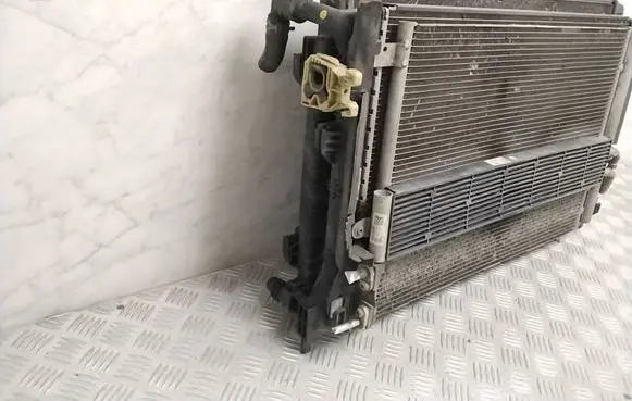Volkswagen PASSAT B8 Radiator set 5Q0121251EQ