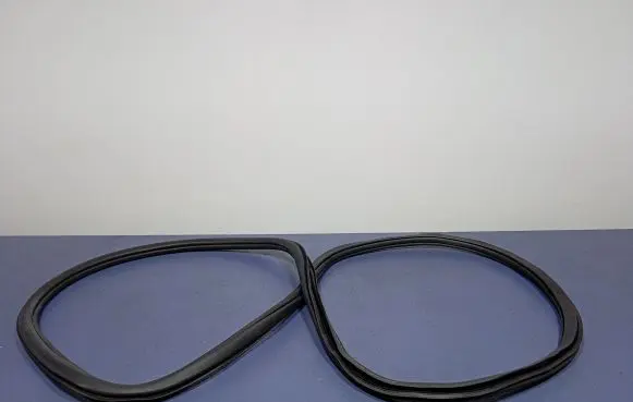 Audi Q4 Sportback e-tron Front door rubber seal 89A833722
