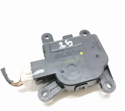 Hyundai i20 (PB PBT) Air flap motor/actuator H400730820