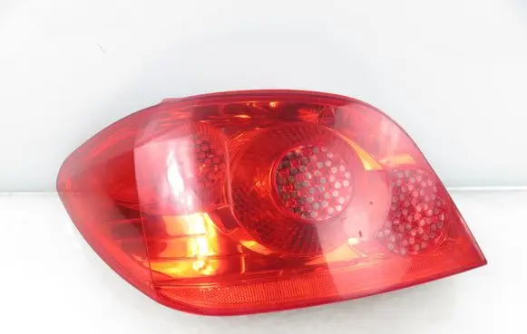 Peugeot 307 Rear/tail lights 557676