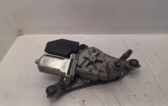 Toyota Auris 150 Rear window wiper motor 8513002030 2596000822