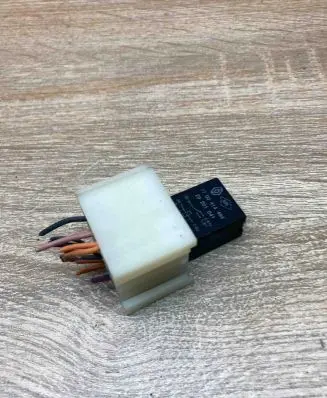 Renault Laguna II Other relay 7700414484 29201041 WithPlug