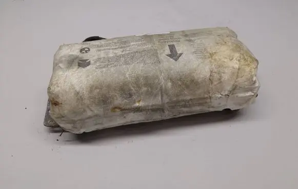 Passenger airbag