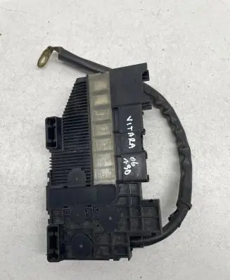 Suzuki Grand Vitara II Battery relay fuse VTY64