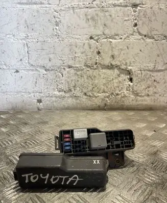 Toyota Corolla E120 E130 Fuse box set