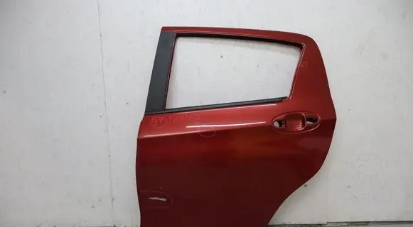 Toyota Yaris Rear door