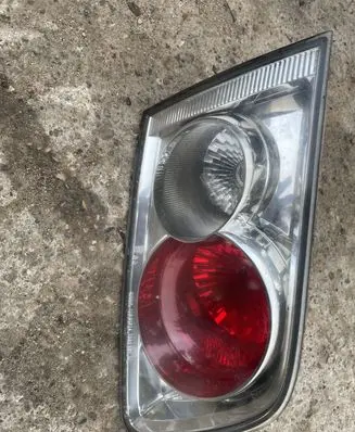 Mazda 6 Tailgate rear/tail lights