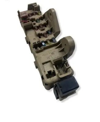 Mazda 323 F Fuse box set PA66PPE