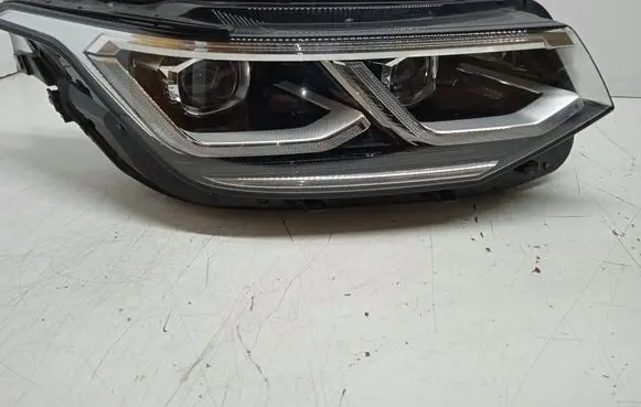Volkswagen Tiguan Headlight/headlamp 5NB941082 03011923400 6008