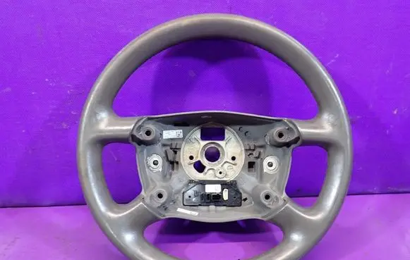 Audi A4 S4 B6 8E 8H Steering wheel 